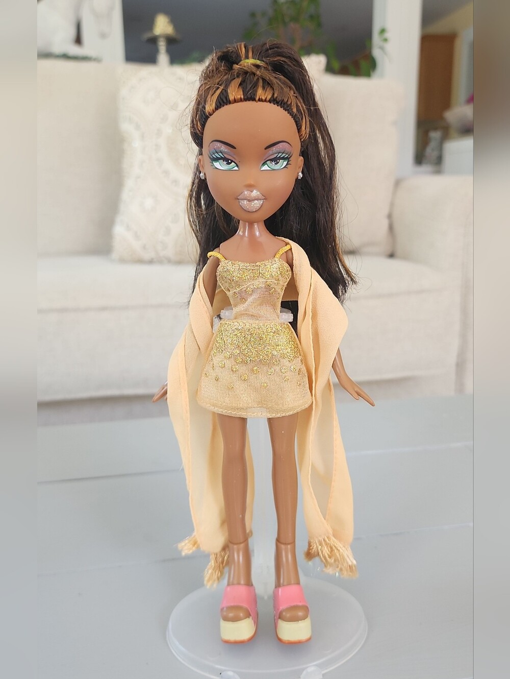 MGA Bratz Sasha Formal Funk Collection Prom 2003 In Gold Dress Beautiful